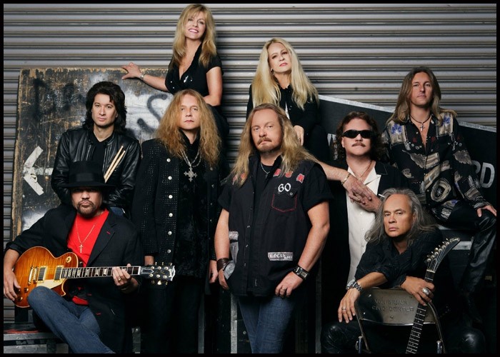 Lynyrd Skynyrd Cancel Shows After Guitarist Rickey Medlocke Tests Positive For Covid