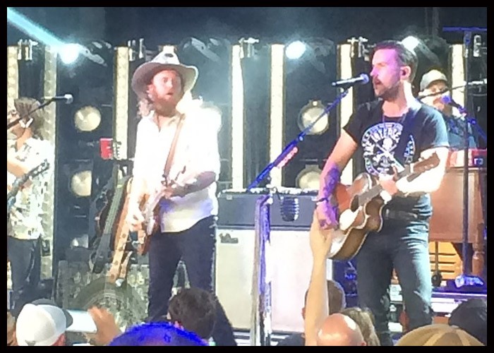 Brothers Osborne Announce 2024 ‘Might As Well Be Us Tour’