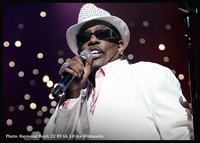 Charlie Wilson Reclaims Record For Most No. 1s On Adult R&B Airplay Chart By Male Artist