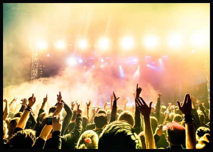 Sam Hunt Announces Summer 2024 ‘Locked Up’ Tour