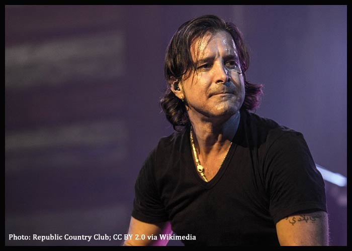 Creed's Scott Stapp, Wife Jaclyn Getting Divorced After 18 Years Of Marriage