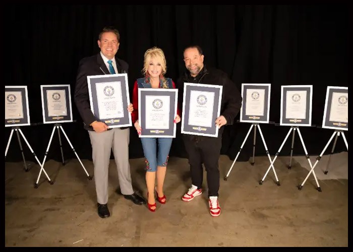 Dolly Parton Earns Three New Guinness World Records