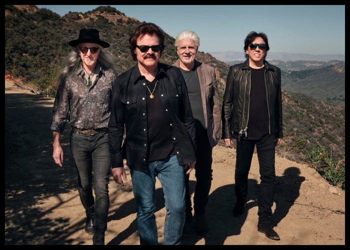 The Doobie Brothers Release ‘Lahaina’ Featuring Mick Fleetwood To Raise Funds For Maui