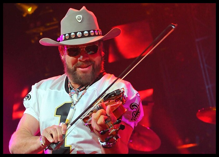 Hank Williams Jr. Announces 2024 Tour In Celebration Of 45th Anniversary Of ‘Family Tradition’