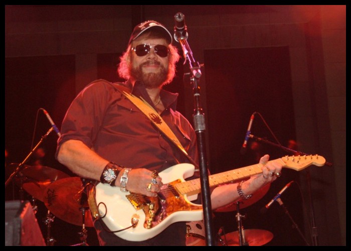 Hank Williams Jr., Marty Stuart & Dean Dillon Inducted Into Country Music Hall Of Fame