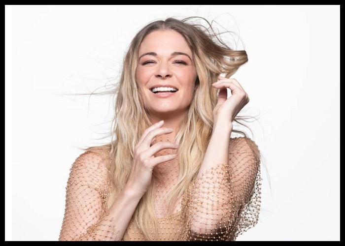 LeAnn Rimes Reschedules Shows Due To 'Bleed' On Vocal Cord