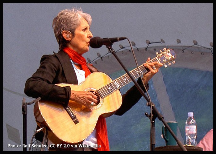 Joan Baez To Release First-Ever Poetry Book
