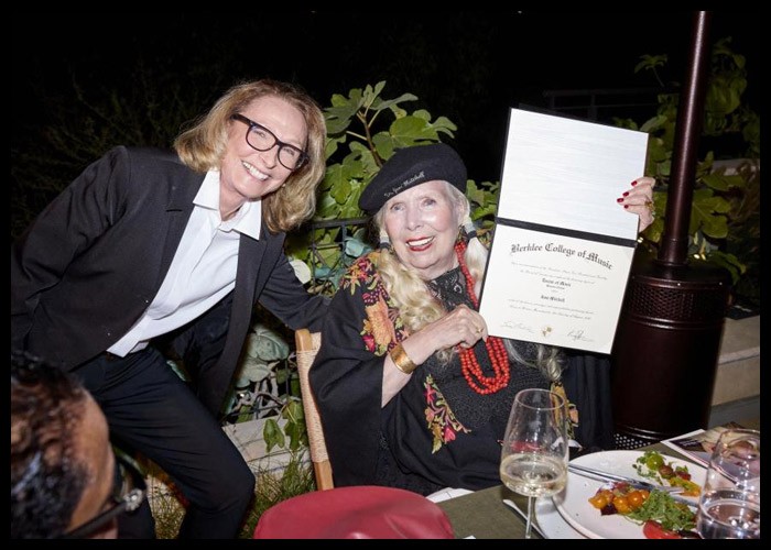Joni Mitchell Receives Honorary Doctorate From Berklee
