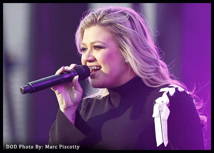 Kelly Clarkson Shares How Releasing ‘Chemistry’ Was Like ‘Taking My Power Back’