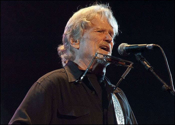 Kris Kristofferson To Release New Album 'Live At Gilley's'