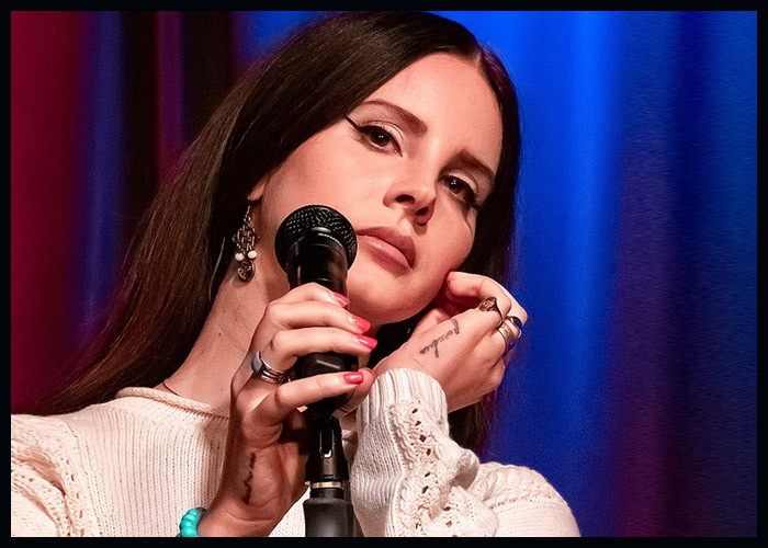 Lana Del Rey Shares Cover Of John Denver's Classic 'Take Me Home, Country Roads' thumbnail