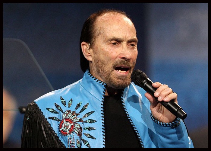 Lee Greenwood Announces ’40 Years Of Hits’ Tour Dates