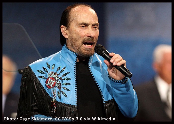 Lee Greenwood, T. Graham Brown & Waylon Payne To Be Featured In ‘A Nashville Wish’