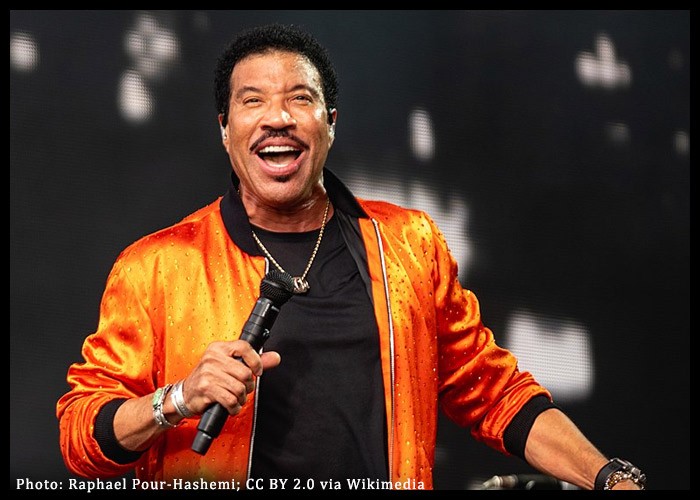 Lionel Richie Extends ‘Sing A Song All Night Long’ Tour With Earth, Wind & Fire