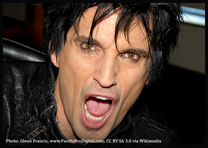 Motley Crue’s Tommy Lee Wins Provisional Dismissal Of Sexual Assault Lawsuit