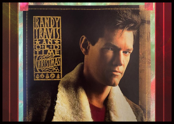 Randy Travis To Release Deluxe Edition Of ‘An Old Time Christmas’