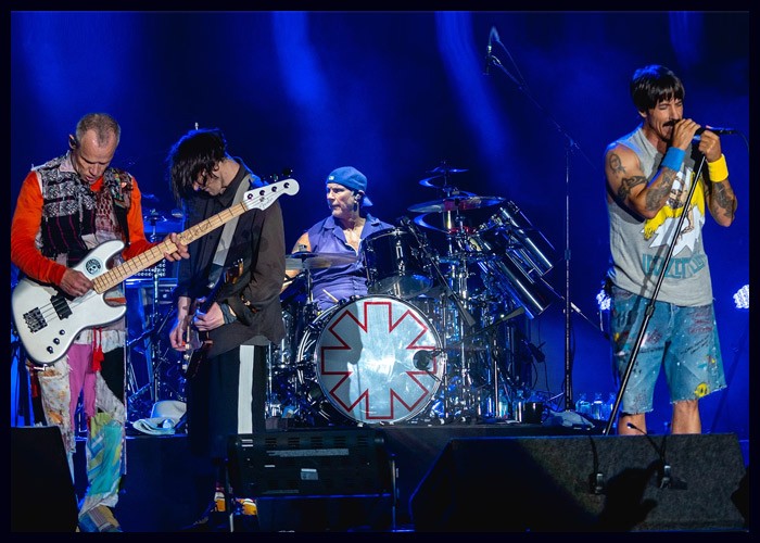 Red Hot Chili Peppers Announce 2024 U.S. Tour Dates With Kid Cudi, Ice Cube & More