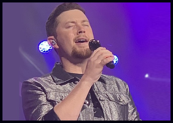 Scotty McCreery Invited To Grand Ole Opry By Garth Brooks