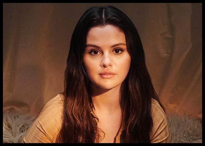 Selena Gomez Shares Emotional Trailer For ‘My Mind & Me’ Documentary