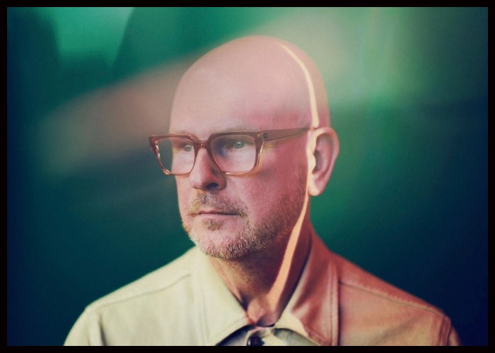 Radiohead Drummer Philip Selway Shares New Solo Single ‘Picking Up Pieces’