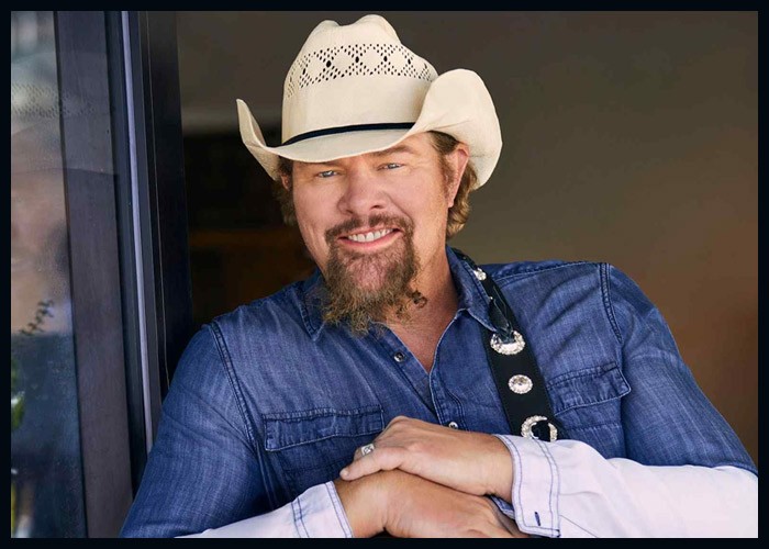 Toby Keith Announces Compilation Of Self-Written Hits ‘100% Songwriter’
