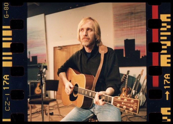 Tom Petty Exhibit To Open At Museum In Gainesville, Florida