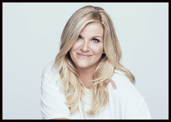 Trisha Yearwood To ‘Flip The Switch’ For ‘Opry Goes Pink’