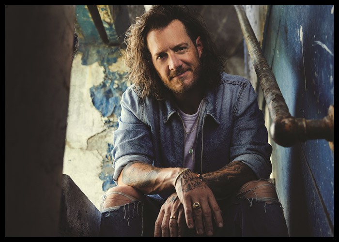 Tyler Hubbard Shares New Song ‘A Lot With A Little’