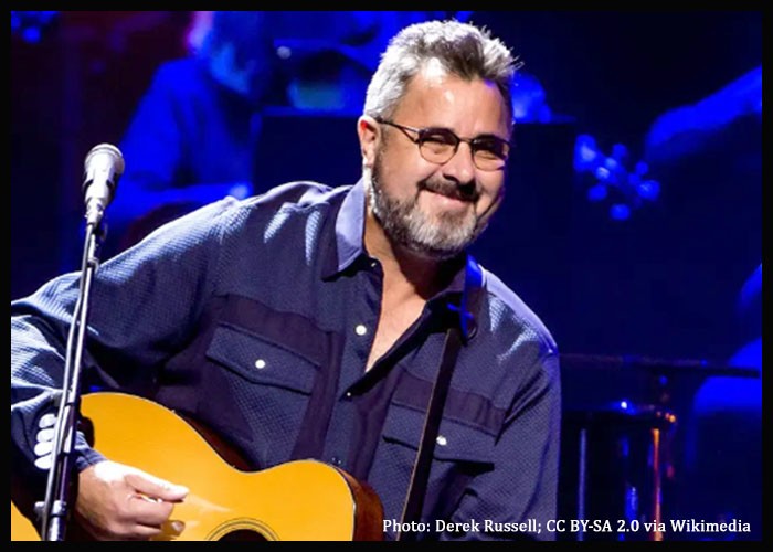 Vince Gill Invites T. Graham Brown To Join Grand Ole Opry