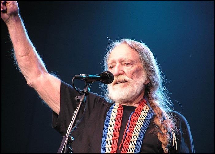 Willie Nelson To Release New Book Celebrating Friendship With Drummer Paul English